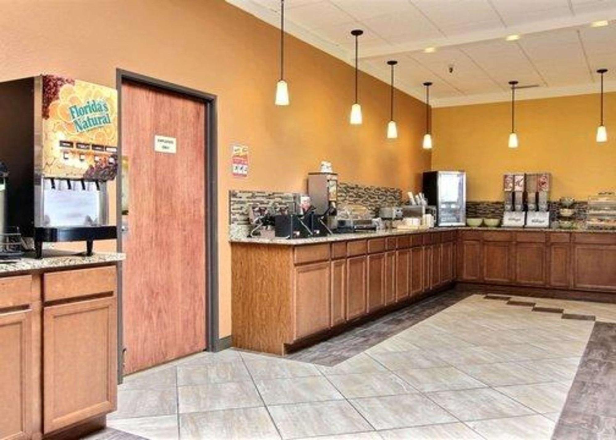 Quality Inn Thief River Falls Eksteriør billede